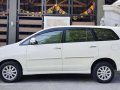 Toyota Innova V "Top of the line" 2014-4