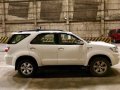 2005 Toyota FORTUNER V 4x4 DIESEL Automatic-0