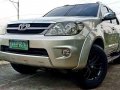 Toyota Fortuner 2006 model Automatic 2.5 Diesel 4x2-4