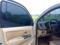 Toyota Fortuner 2006 model Automatic 2.5 Diesel 4x2-3
