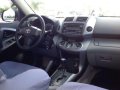 2008 TOYOTA RAV 4 - automatic transmission . very FRESH-1