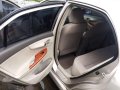 Rush! Toyota Altis 2010 1.6V Top of the line-7