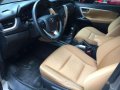 2016 Toyota Fortuner 2.4G Diesel MT -4