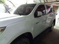 Chevrolet Trailblazer 4x2 White For Sale -3