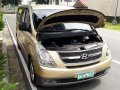 FOR SALE HYUNDAI Starex Grand Crdi Vgt Gold 2011-8