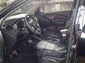Hyundai Tucson 2012 Gas Manual For Sale -1