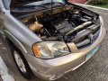 Mazda Tribute 2004 SUV Fuel efficient-10