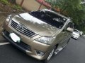 SELLING Toyota Innova G 2013-0