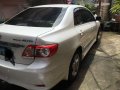 2013 Toyota Corolla Altis variant V Top of the line Pearl White-3