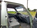 Toyota Hiace Commuter van GL 1997-7