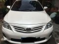 2013 Toyota Corolla Altis variant V Top of the line Pearl White-5