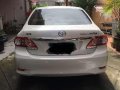 2013 Toyota Corolla Altis variant V Top of the line Pearl White-2