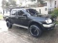 Nissan Frontier 2002 AT Black For Sale -1