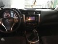 2017 Nissan Navara NP300 VL 2.5 4x4 MT DSL Push Start-3