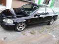 Selling Honda Civic VTEC 98-4