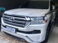 Toyota Land Cruiser LC200 VX DUBAI V8 AT 2017 -0