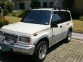 1999 Suzuki Vitara JLX White For Sale -2