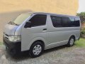 2013 Toyota Hiace Commuter MT Diesel-0