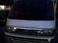 Toyota Hiace manual transmision 2003 model-11