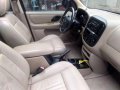 2005 Ford Escape XLT ( top of the line )-11