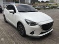 2016 Mazda 2 1.5RS SKYACTIV Automatic top of the line-1