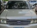Ford Everest 2005 model Manual Turbo diesel-4