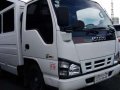 2017 Isuzu NHR truck Diesel manual-2