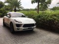 Pristine Porsche Macan 4-cyl Turbowith For Sale -0