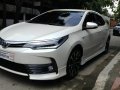 2018 Toyota Corolla Altis 2.0V White Pearl For Sale -1