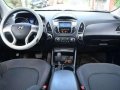 SELLING Hyundai Tucson 2012 automatic transmission-1