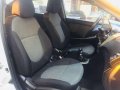 Hyundai Accent 2011 manual FOR SALE-2