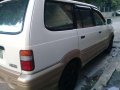 Toyota Revo Glx 2000 White For Sale -2