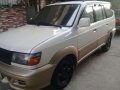 Toyota Revo Glx 2000 White For Sale -0