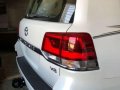 Brand new TOYOTA LAND CRUISER LC 200. White Pearl Full option-1