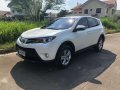 FOR SALE: 2015 Toyota Rav4 4x2-2