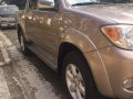 2005 TOYOTA Hilux 4x2 gas FOR SALE-9
