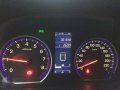 HONDA CRV 2011 Model.. M/T Gas 6 Speed-2