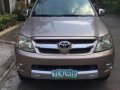 2005 TOYOTA Hilux 4x2 gas FOR SALE-0