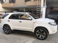 2011 Toyota Fortuner V AT 4x4 LOADED FRESH-3