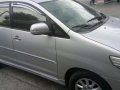 SELLING TOYOTA Innova g diesel 2012-1