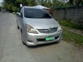 Toyota Innova G 2011 Automatic diesel top of d line-3