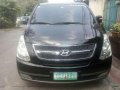 HYUNDAI Starex grand Vgt Matic gold 2012model 1stowner-0