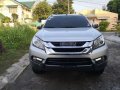 2016 Isuzu Mux LS-A 3.0 4x2 Top of the line-3