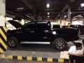 SELLING Toyota Hilux G 2010mdl manual pick up type-1