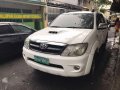 2005 Toyota Fortuner 3.0 V 4x4 automatic Diesel Top of the line-1