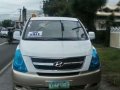 HYUNDAI Grand Starex 2009 model 430k negotiable rush-2