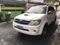 2005 Toyota Fortuner 3.0 V 4x4 automatic Diesel Top of the line-4