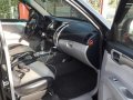 2011 Mitsubishi Montero gls automatic all power-8