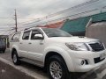 Toyota HIlux 2015 4x2 manual FOR SALE-4