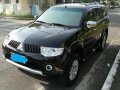 2011 Mitsubishi Montero gls automatic all power-1